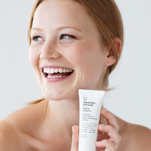 Load image into Gallery viewer, Firm &amp; Smooth - Advanced Moisturizer